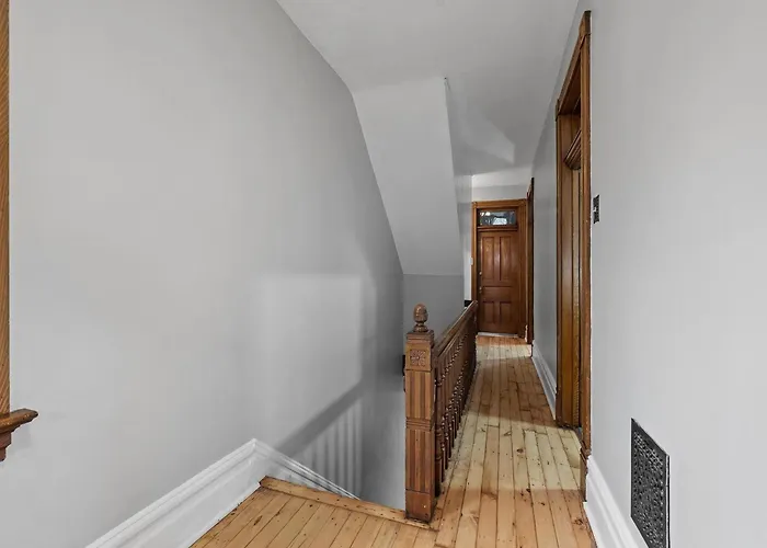 Oakland, !a Modern And Stylish Private Bedroom With Shared Bathroom * Pittsburgh